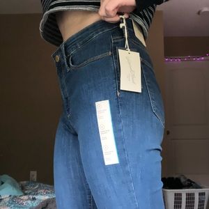NWT Universal Threads High-Rise Skinny Jeans